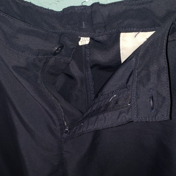 Izod Husky Sized Shorts - navy blue - perfect for school uniform - Picture 2 of 6